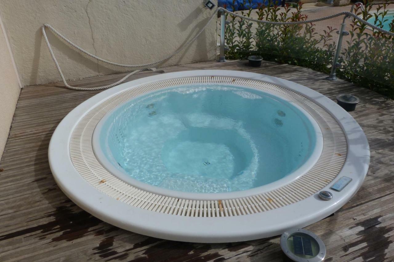 Camping L'Eau Vive Otel Dauphin Dış mekan fotoğraf