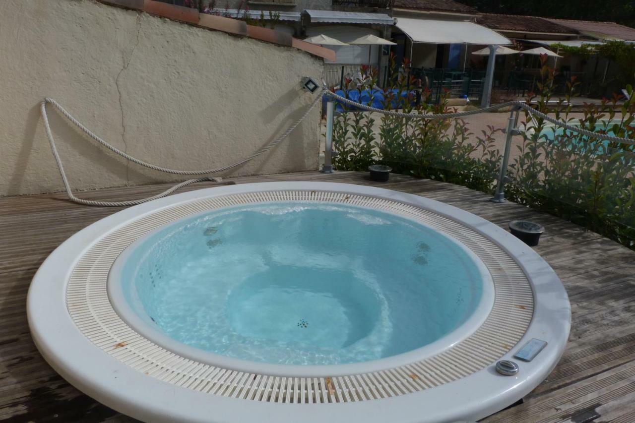 Camping L'Eau Vive Otel Dauphin Dış mekan fotoğraf