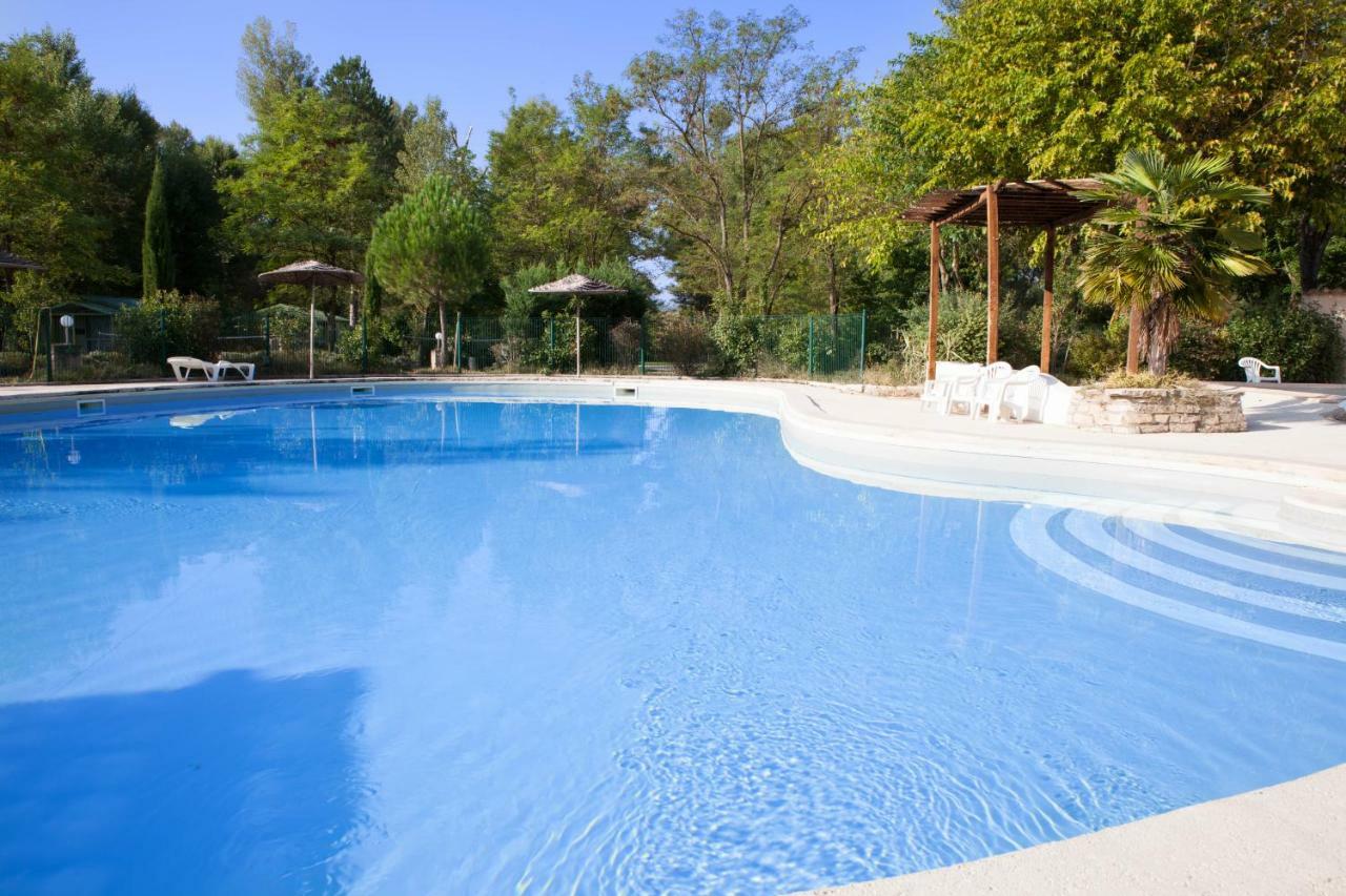 Camping L'Eau Vive Otel Dauphin Dış mekan fotoğraf